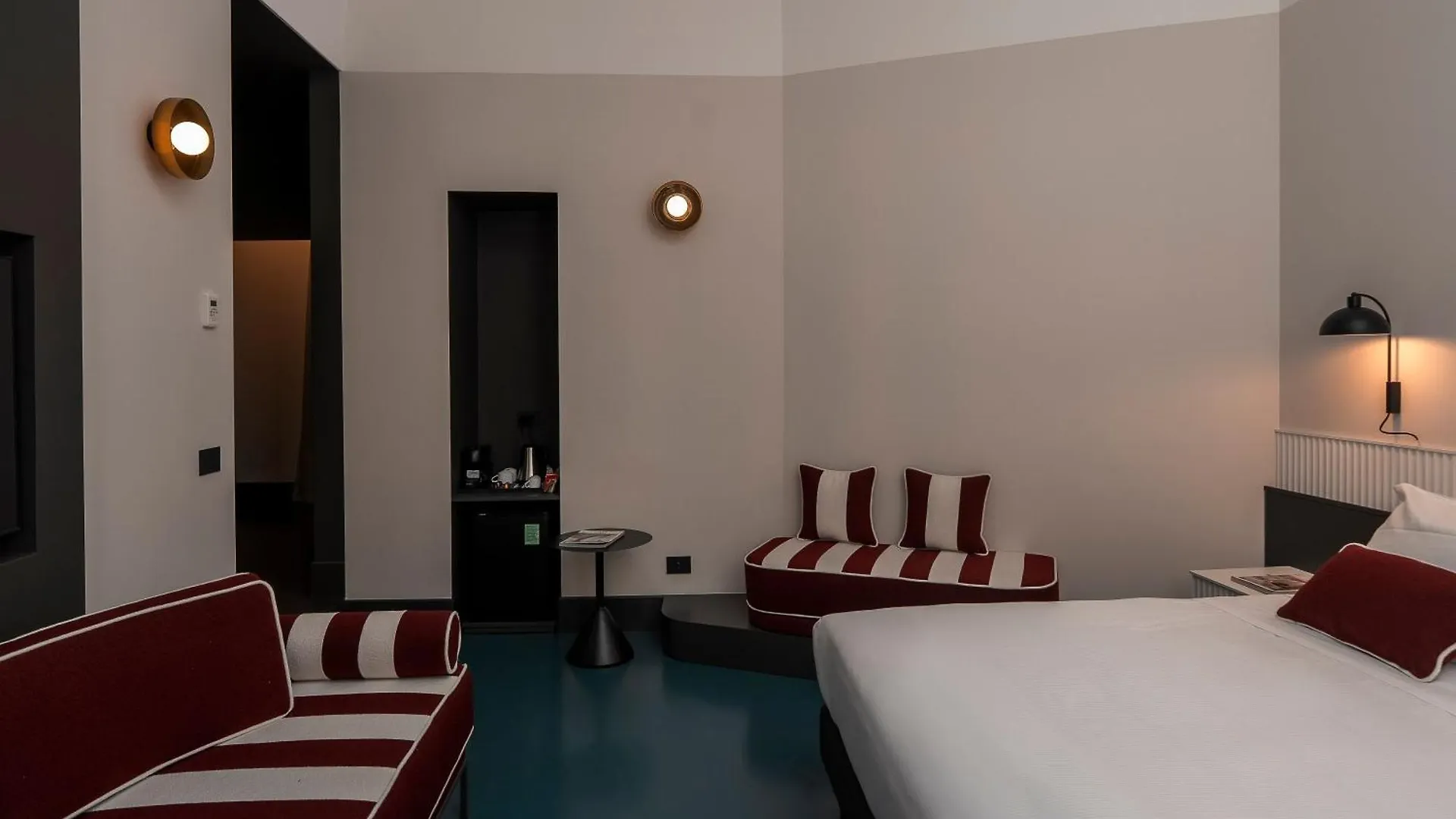 Adaram Suites Neapel Italien