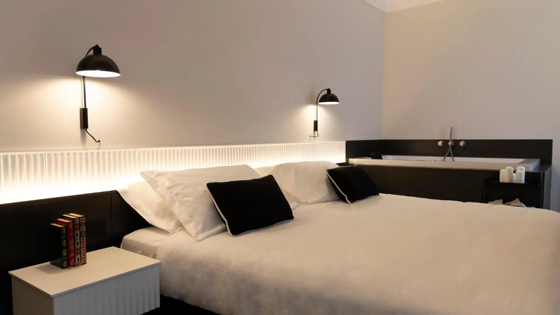 Guest house Adaram Suites Naples Italy