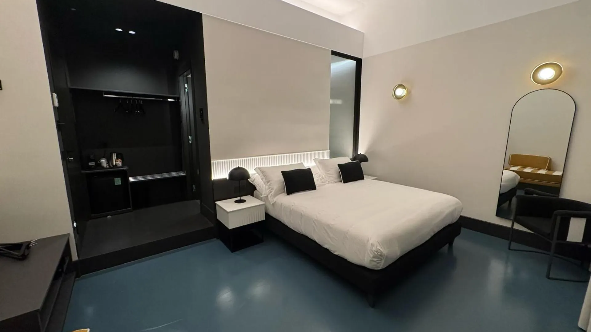Adaram Suites Naples Guest house